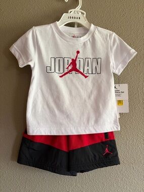 NWT Jordan 2T 2-Piece Tee & Shorts Set in White, Red, Black